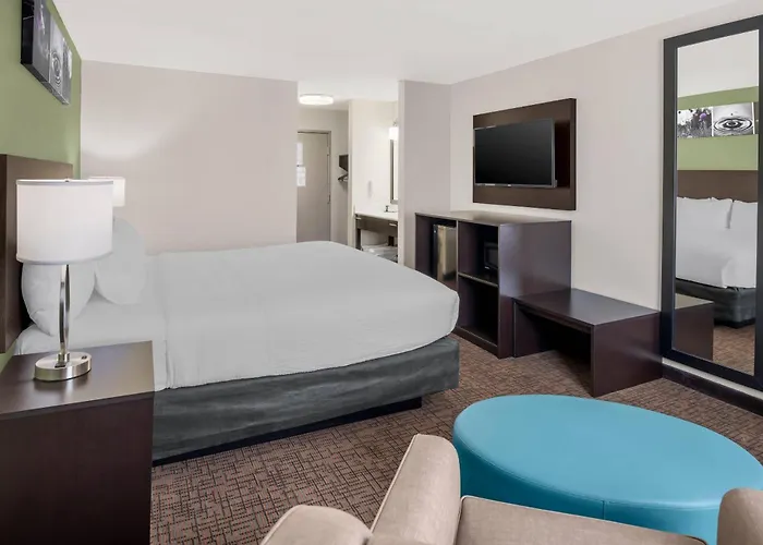 Sleep Inn & Suites - Oxford - University Area